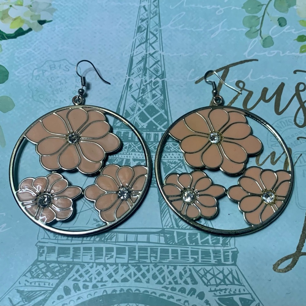 💥Free en bundle 💥Aretes flores pink💥Fantasia y diamantes sintéticos 💥#FA4
